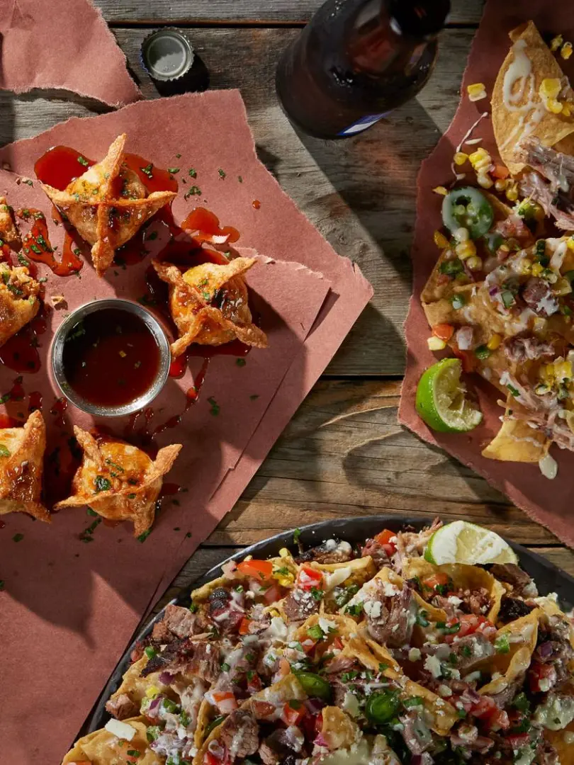 BBQ wontons and nachos at Blind Box BBQ